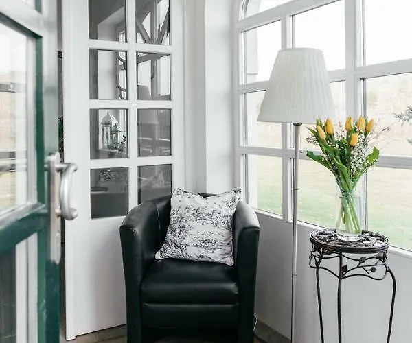 Gaestehaus Annemaria ホームステイ *