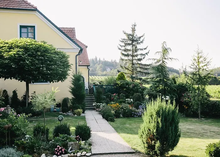 ホームステイ Gaestehaus Annemaria レッツ