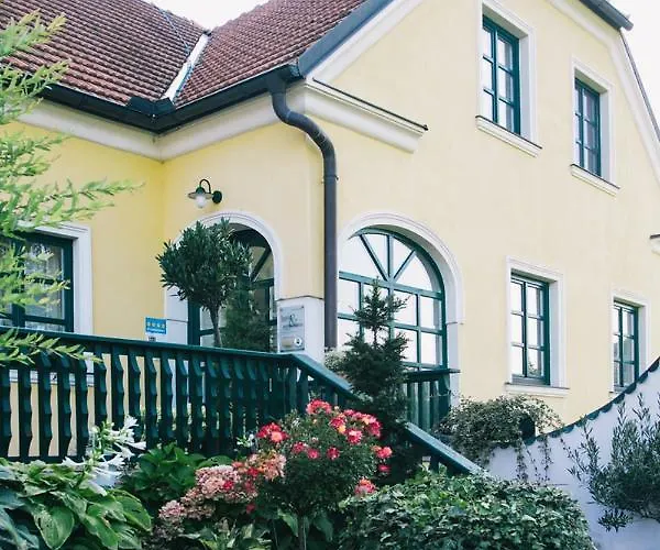 Gaestehaus Annemaria ホームステイ